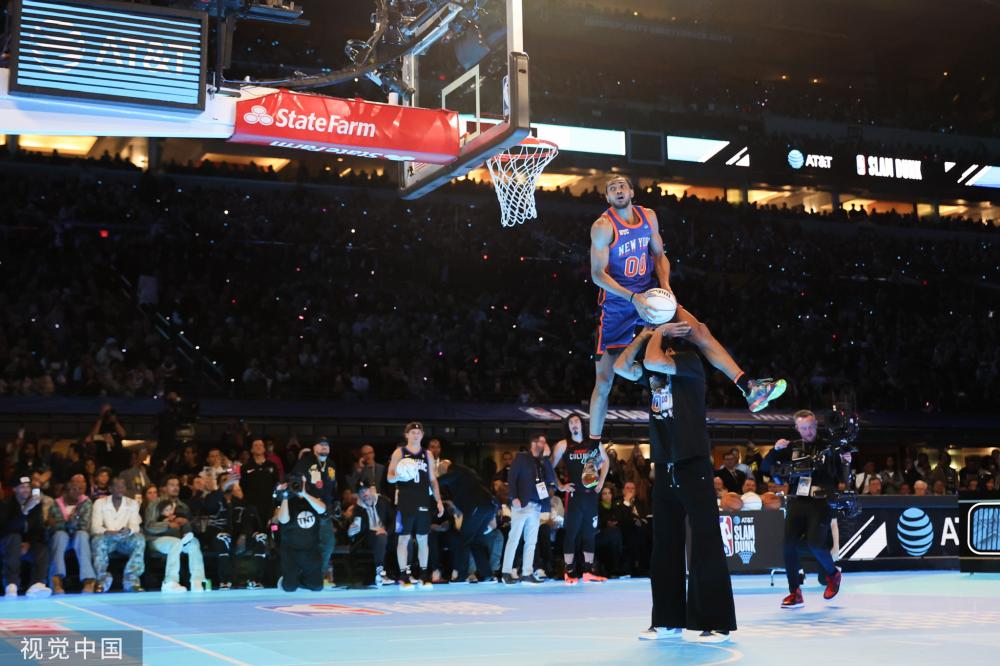 让她的地位 让她的地位