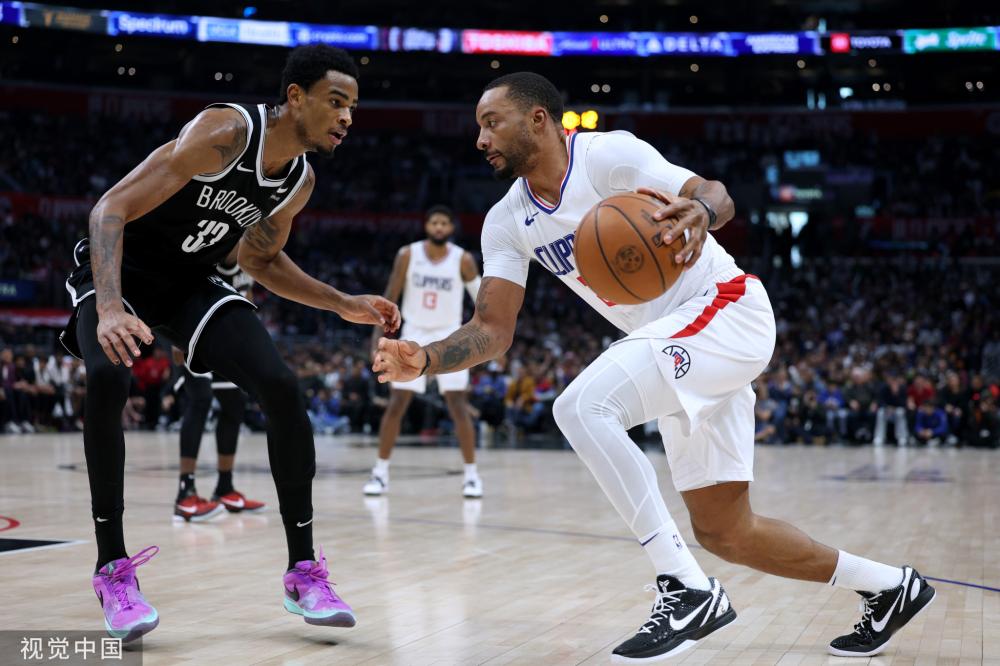 队在主场迎 队在主场迎