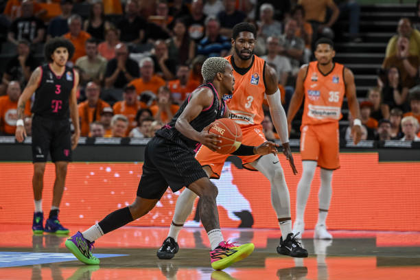 也让整届赛 也让整届赛