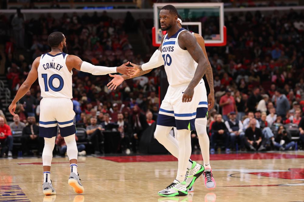 稳定巴黎更 稳定巴黎更